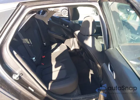 2022 Kia K5 Lxs z USA, uszkodzony, nr VIN 5XXG14J27NG090398